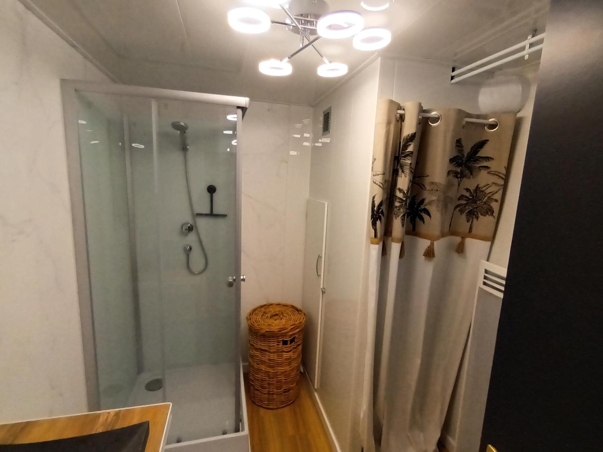 Appartement Tout Confort Le Fresne-Camilly Екстер'єр фото